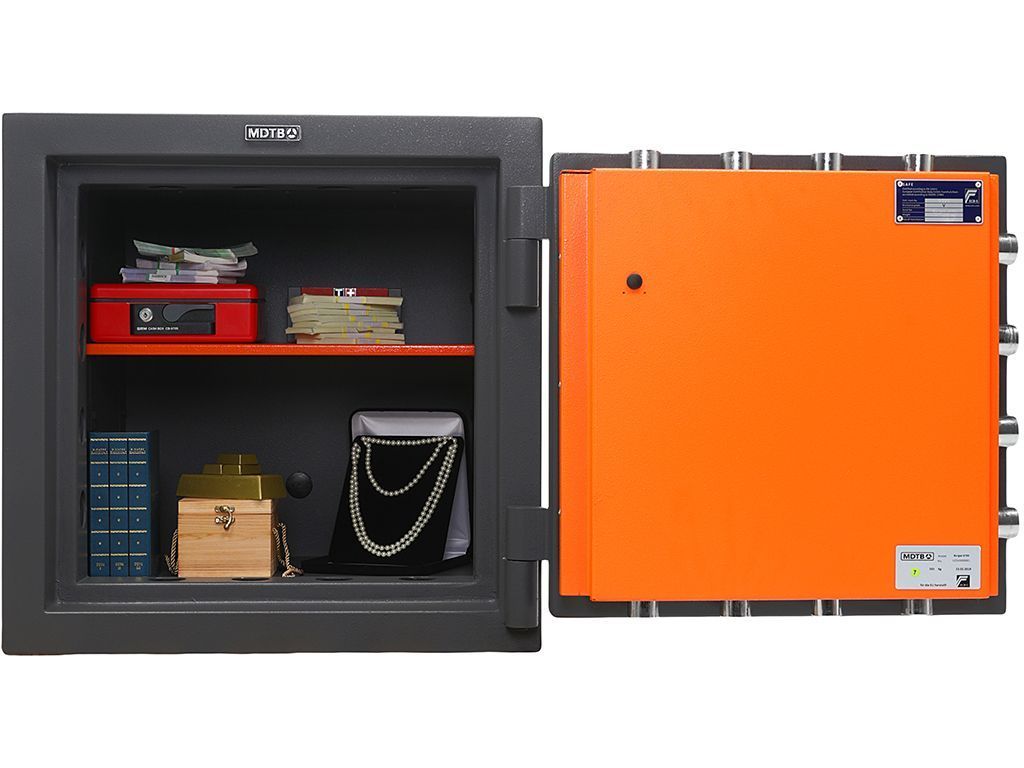 b5f15c1ec23b8c507afc25d7f56f28cf-min